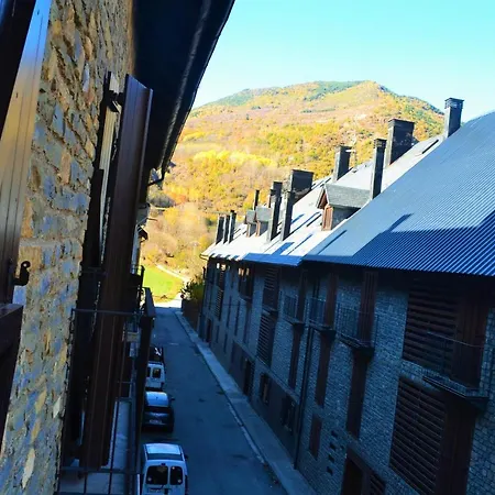 Modern De Muntanya Amb Llar De Foc By Rural D'aneu Apartamento Esterri d'Àneu